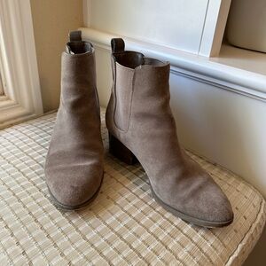 GAP Heeled Boots Size 7.5 Brown/Grey